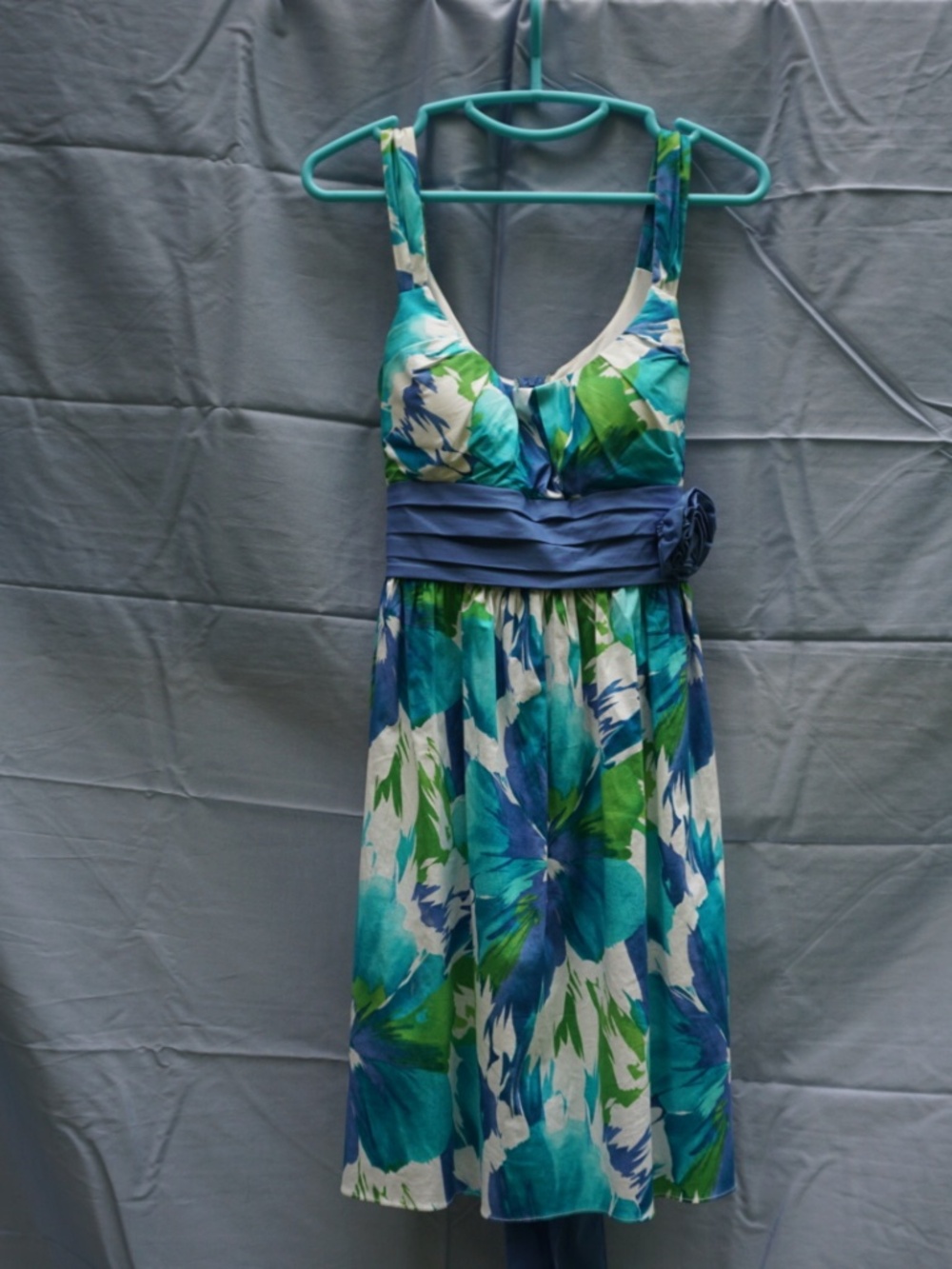 City Triangles Juniors Floral Dress